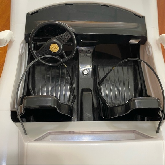 Rainbow High Light Up Car - Picture 4 of 6